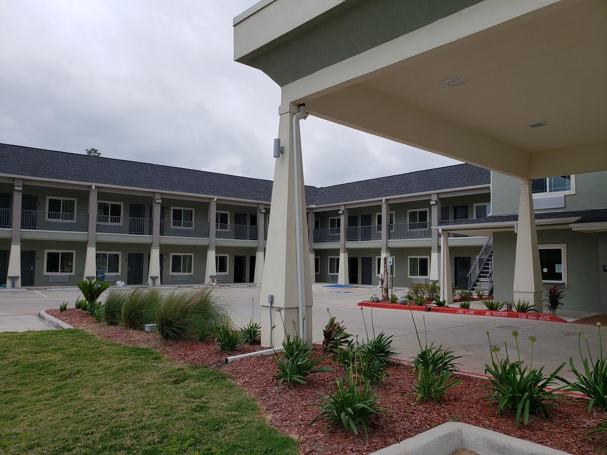 Scottish Inns & Suites - Crosby Exterior foto
