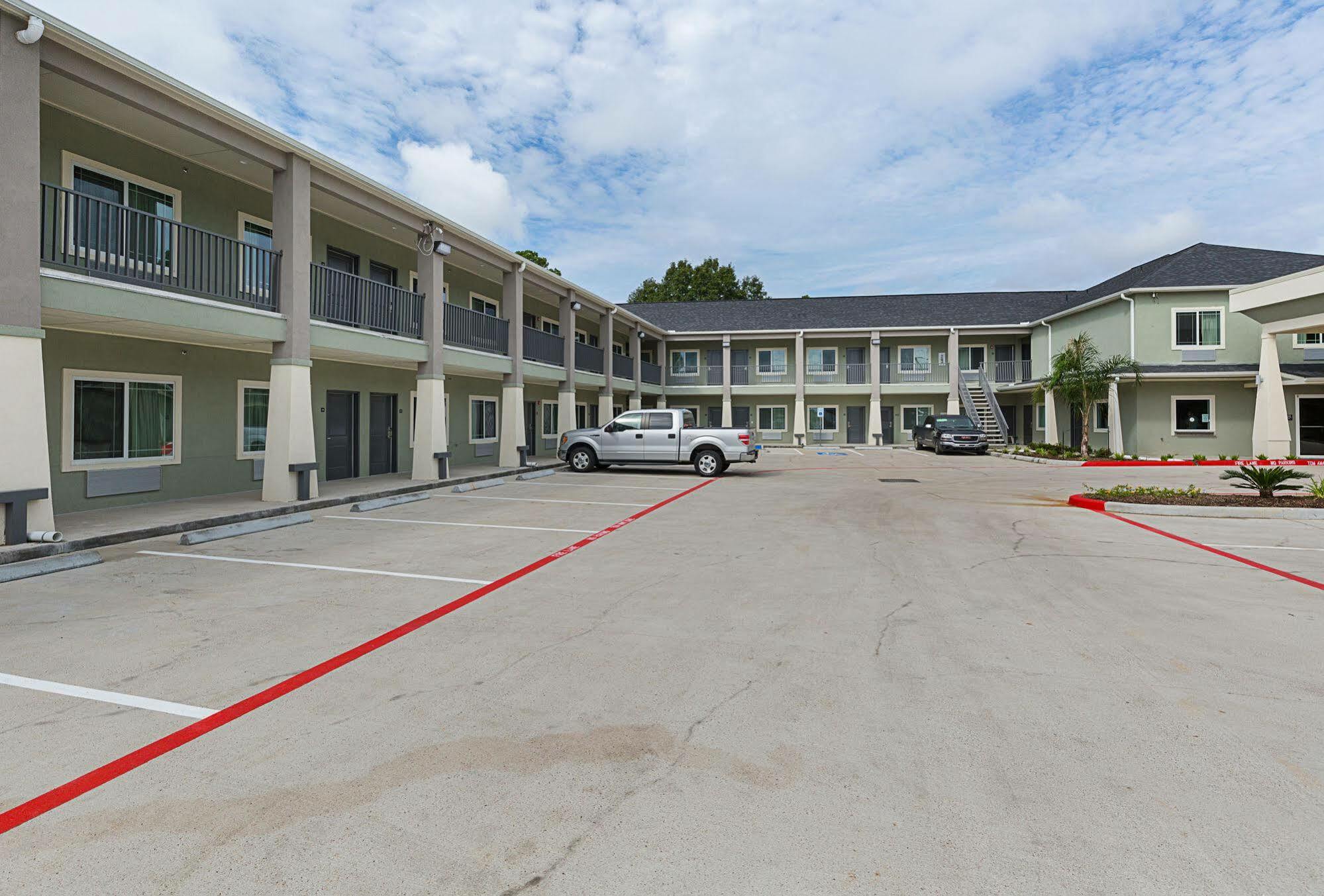 Scottish Inns & Suites - Crosby Exterior foto